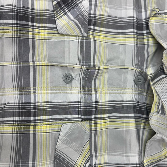Men’s Columbia Omni-Shade Sun Protection Vented Button-Up Shirt - Size‎ Medium - Picture 10 of 16